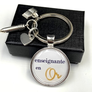 Souvenir gift Personalized keychain for educator, teacher, Dad, Mom... in gold