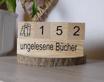 Decorative bookshelf, TBR statistics, TBR decor, decorative bookworm, wooden decoration idea