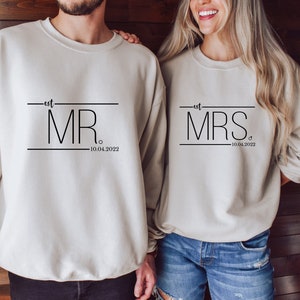 Mr And Mrs Est Sweatshirt, Just Married Sweatshirt, Honeymoon Sweatshirt, Wedding Sweater, Wife And Hubs Sweatshirts, Couples Sweatshirts