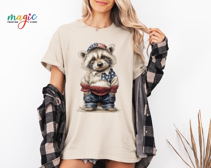 Patriotic Raccoon Shirt, USA Birthday Tshirt with Raccoon, 4th of July Tee, USA Flag Shirt for 250th Years, Independence Day Gift