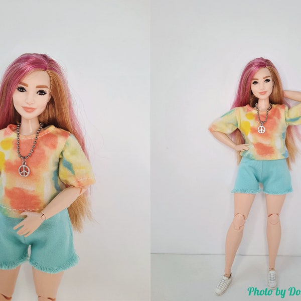 Curvy doll clothes - Set 3 in 1 - Sport jean shorts, tie dye top and necklace - Clothes for 1:6 scale doll - 12 inch doll