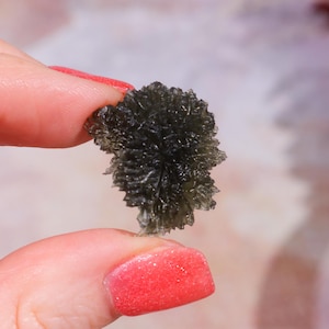 Museum Grade Moldavite Tektite, Stone of Transformation (4.73gr)