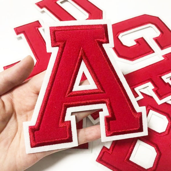 Grandes lettres rouges brodées de l'alphabet sur des patchs pour veste de vêtement accessoires à coudre DIY patch nominatif appliqué