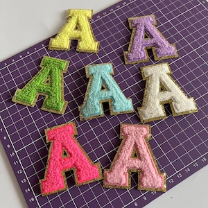Parche termoadhesivo con letras bordadas en chenilla multicolor para ropa de niños, bolsos, insignias con nombre, parches del alfabeto, accesorios de la A a la Z de 2,55"