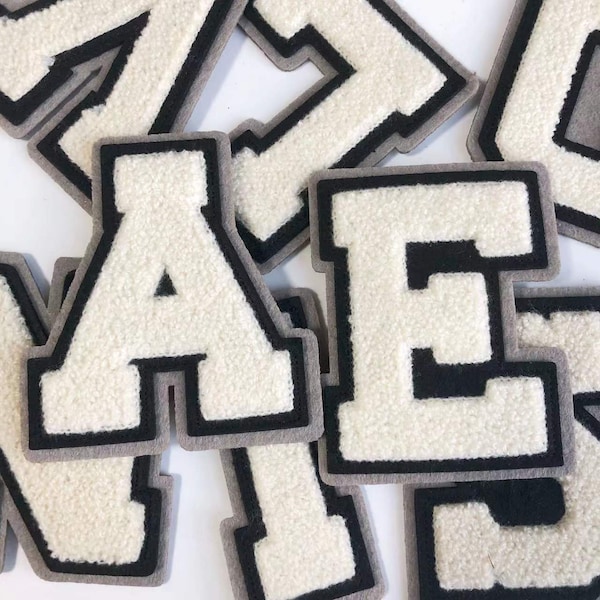 Weiß Chenille gestickte Buchstaben Applikation Patches für Kleidung Hut Taschen DIY Name Buchstabe Patch Applikation Zubehör