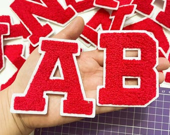 Rode Letters Chenille Geborduurde Ijzer Op Patch Applique Diy Badge Alfabet Patches Voor Kleding Jas Tassen Accessoires A-Z