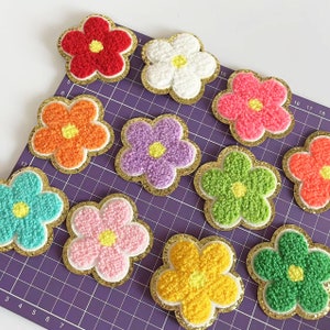 Bloem Chenille Geborduurde Ijzer Op Patch Applique Diy Patches Voor Kinderkleding Tassen Jas Decoratie Accessoires Mooi!