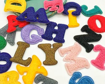 Kleurrijke Letters Chenille Geborduurde Ijzer Op Patch Diy Naambadge Alfabet Patches Voor Kleding Tas Decoratie Accessoires Applique A-Z