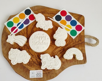 Unicorn birthday cookies/Paint your own unicorns/PYO unicorn/Unicorn party favours/Kids birthday activity/wedding favours/Rainbow cookie
