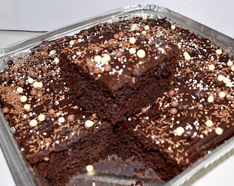 Chocolate Old School Cake Tray: Retro chocolate sponge with sprinkles/ Birthday cake/ Birthday gift idea/ Thank you gift/ edible gift