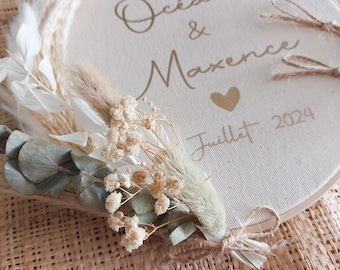 Porte alliances couronne de fleurs eucalyptus et fleurs blanches