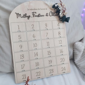 Calendario de adviento de madera para personalizar calendario infantil, de pareja, de amigos, escolar... con cheque regalo / calendario personalizable