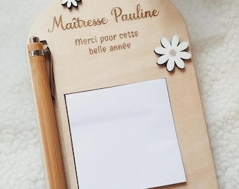 post-it holder/notepad and pen end of year teacher atsem