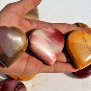 Natural Mookaite Jasper Metaphysical Spirit Healing Power Stone Hand Made Puffy Hearts  Kilogram Lot