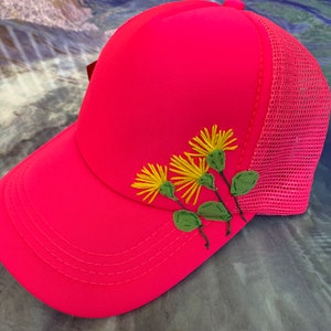 Embroidered Yellow Lehua Hat