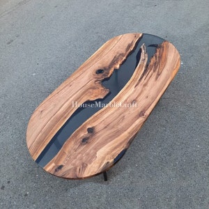 Live Edge Akazienholz Epoxidharz Flusstisch - Rauchharz