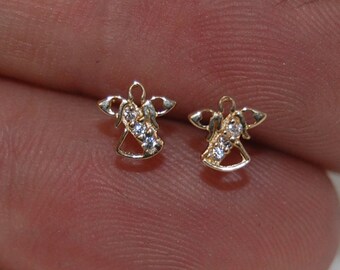 Aretes de ángel de oro macizo de 14 quilates: aretes de oro amarillo con circonitas cúbicas