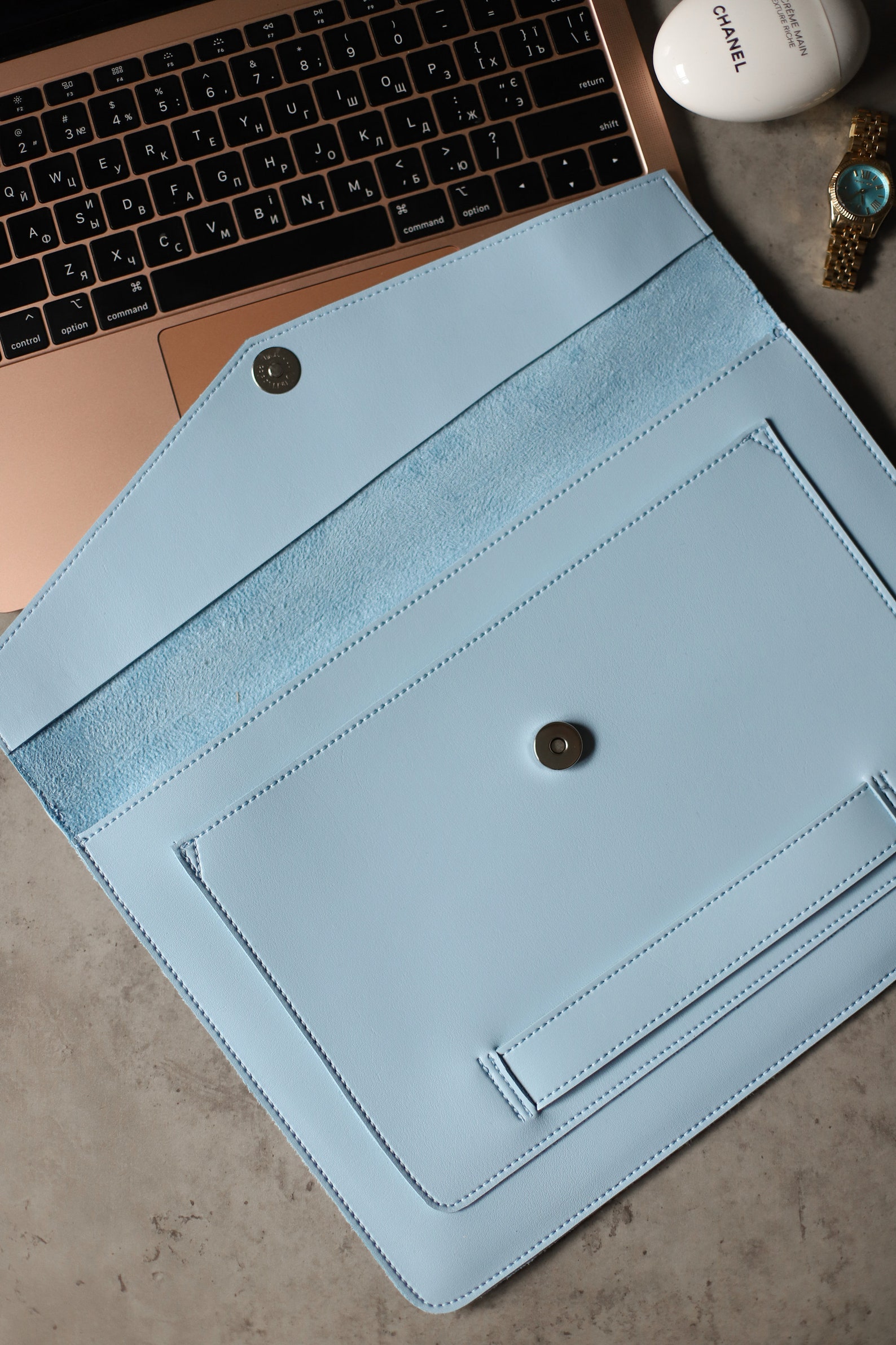 NEW Women's Envelope Clutch/Bag Made in COLOMBIA (Brand: Flor de