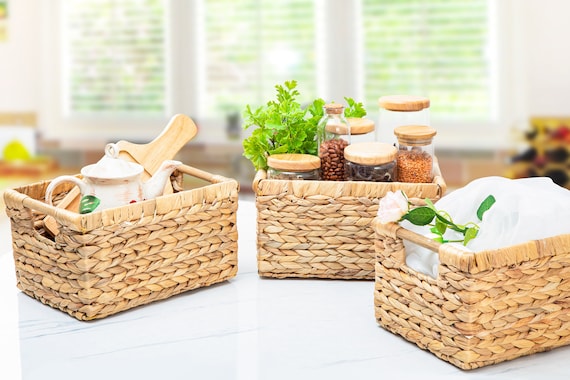 Small Wicker Baskets for Organizing Bathroom, Hyacinth Baskets for Storage,  Wicker Storage Basket with Wooden Handle, Decorative Wicker Small Basket