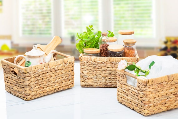 Small Wicker Baskets for Organizing, Hyacinth Baskets for Storage, Baskets  With Wooden Handles, Decorative Wicker Small Baskets 3 Pack 