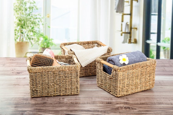 Small Wicker Baskets for Organizing Bathroom, Hyacinth Baskets for Storage,  Wicker Storage Basket with Wooden Handle, Decorative Wicker Small Basket