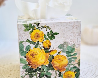 Vintage Style Tissue Box Cover with Yellow Roses, Floral Tissue Box Holder, Wooden Tissue Box Cover, Decorative Napkin Holder, Rose Lovers