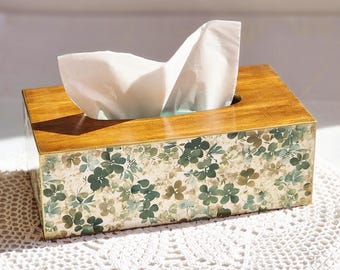 Wooden tissue box cover with green ornament, Floral tissue box holder, Decoupage tissue box cover, Decorative Box for Napkin, Tissue storage