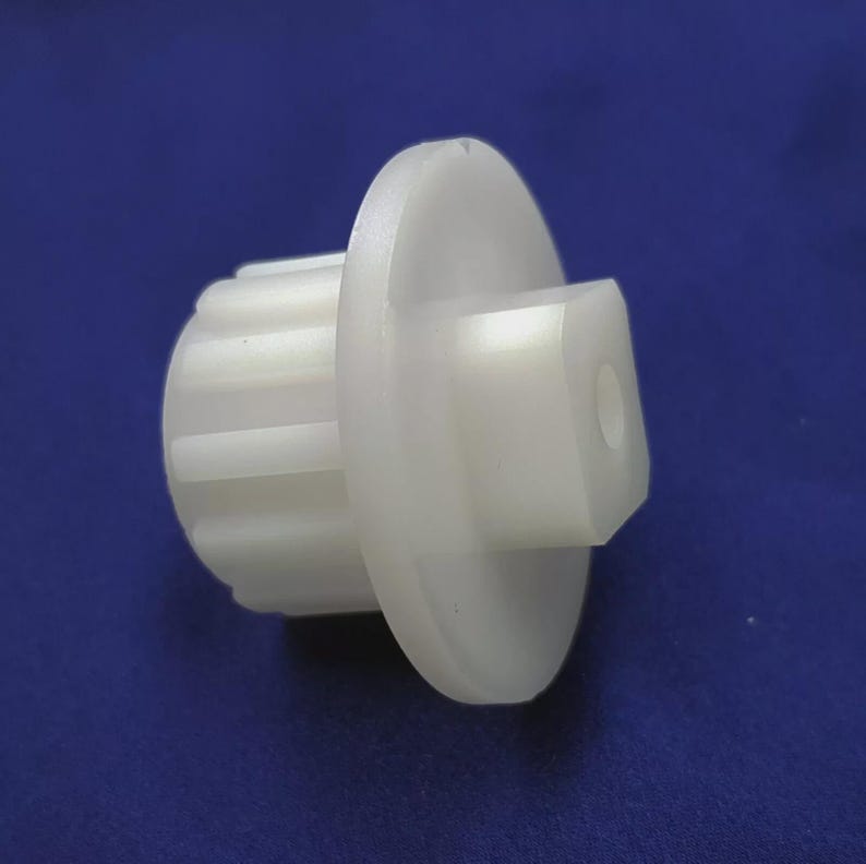 Nuevo conector de manguito de engranaje de plástico mejorado para picadora de carne Maverick MM-6386 imagen 1