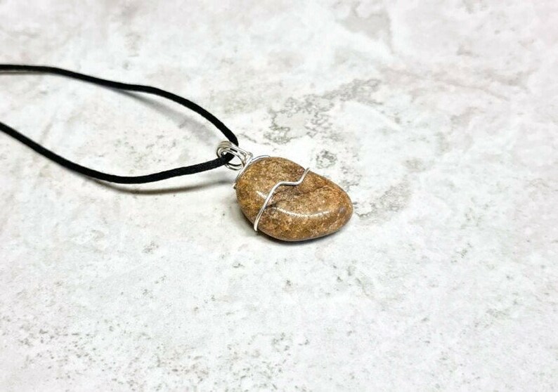 Handmade Granite Necklace Crystal Healing Pendant Gemstone Etsy Israel