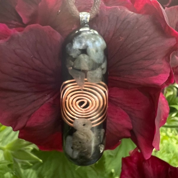 Orgonite Pendant ( Third Eye Chakra ) EMF Protection