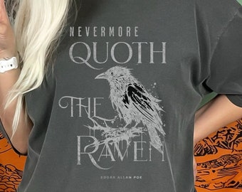 エドガー・アラン・ポー コンフォートカラーズ シャツ、レイヴン グラフィック Tシャツ
