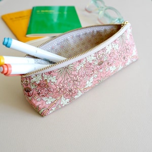 Trousse - William Morris Pink, pochette fleurie à fermeture éclair, trousse à pinceaux à maquillage, pochette format voyage, fournitures scolaires, étui à lunettes