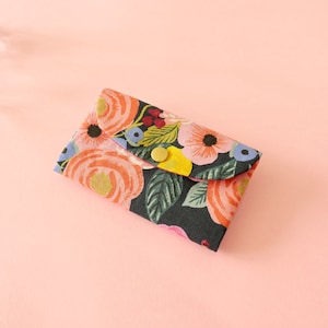 Tarjetero tipo acordeón de Rifle Paper Co., billetera de tela/floral para mujer, tarjetero fino de lona, billetera ergonómica/regalo para abuela