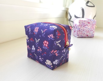 Made-to-order: Square Pouch - Liberty of London, Liberty Pouch, Mini Toiletry Bag, Vintage Floral Bag, Makeup Bag, Cord Organizer