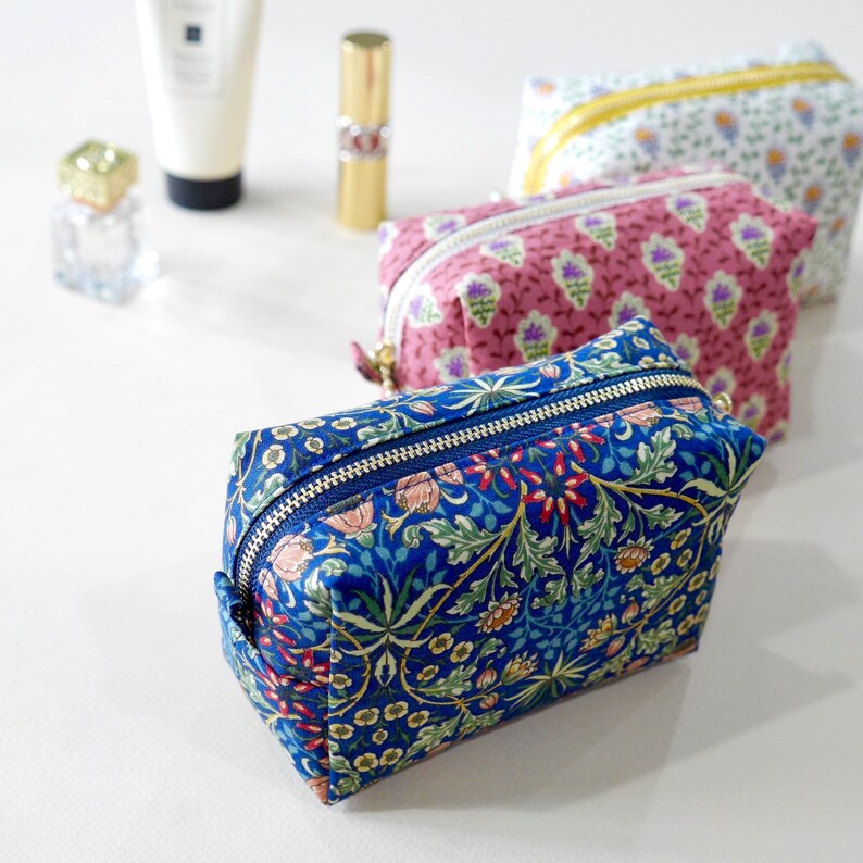 Boxy Pouch William Morris Moda, Cosmetic Pouch, Small Zipper Pouch, Mini Toiletry Bag, Makeup Bag, Cord Organizerr image 4