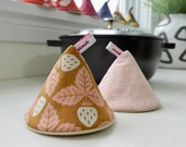 Set of 2 Pot Holders, Cast Iron Lid Holder - Strawberry, Le Creuset STAUB Pot Handle, Japanese Triangle Pot Holder, Gift for Cooks
