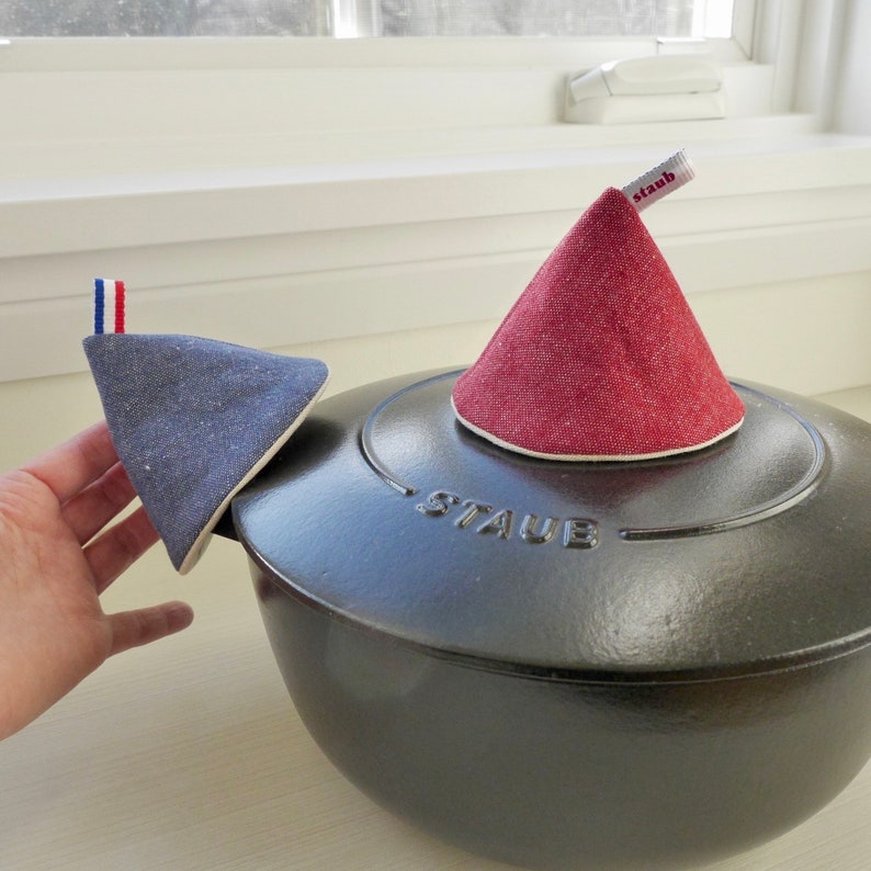 Set of 2 Pot Holders Cast Iron Lid Holder Le Creuset STAUB Etsy