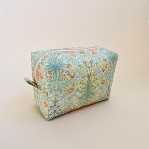 Boxy Pouch - William Morris Moda Vintage Green, Kosmetiktasche, kleine Reißverschlusstasche, Kulturtasche, Makeup Tasche, Kordel Organizer