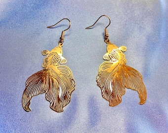 Pretty cute golden Japanese koi fish/goldfish earrings