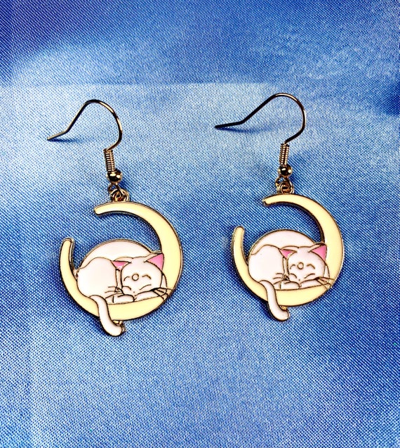 Pretty Cute Sailor Moon Anime Cartoon White Cat Earrings Etsy