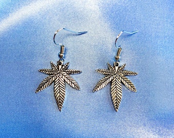 Vrij coole grunge goth emo alt boho esthetische festival sieraden metalen wietblad hangoorbellen herfst herfstoorbellen