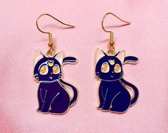 Pretty cute sailor moon anime animal character black or white cat earrings