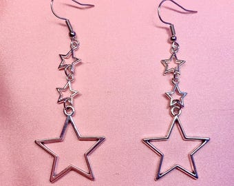 Pretty cool funky y2k style silver star earrings