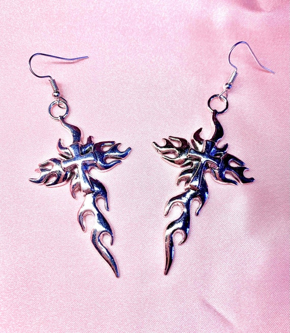 Goth Earrings Alt Earrings Pretty Cool Silver Metal Flaming Long