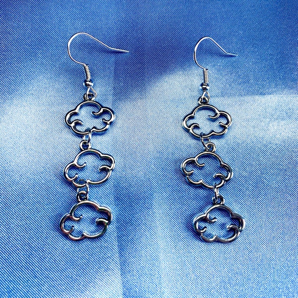Pretty cute silver cloud earrings