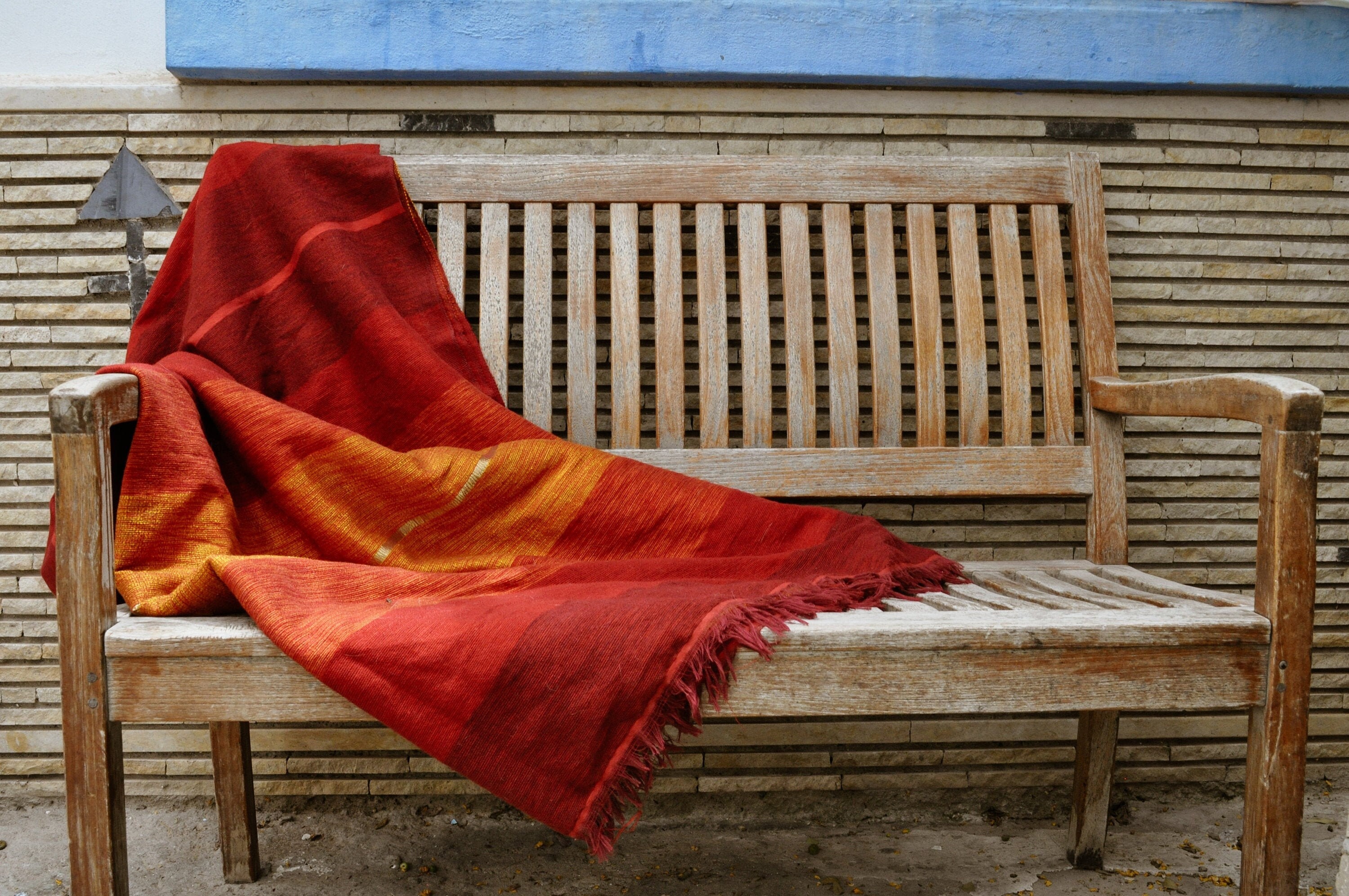 Red silk blanket hotsell