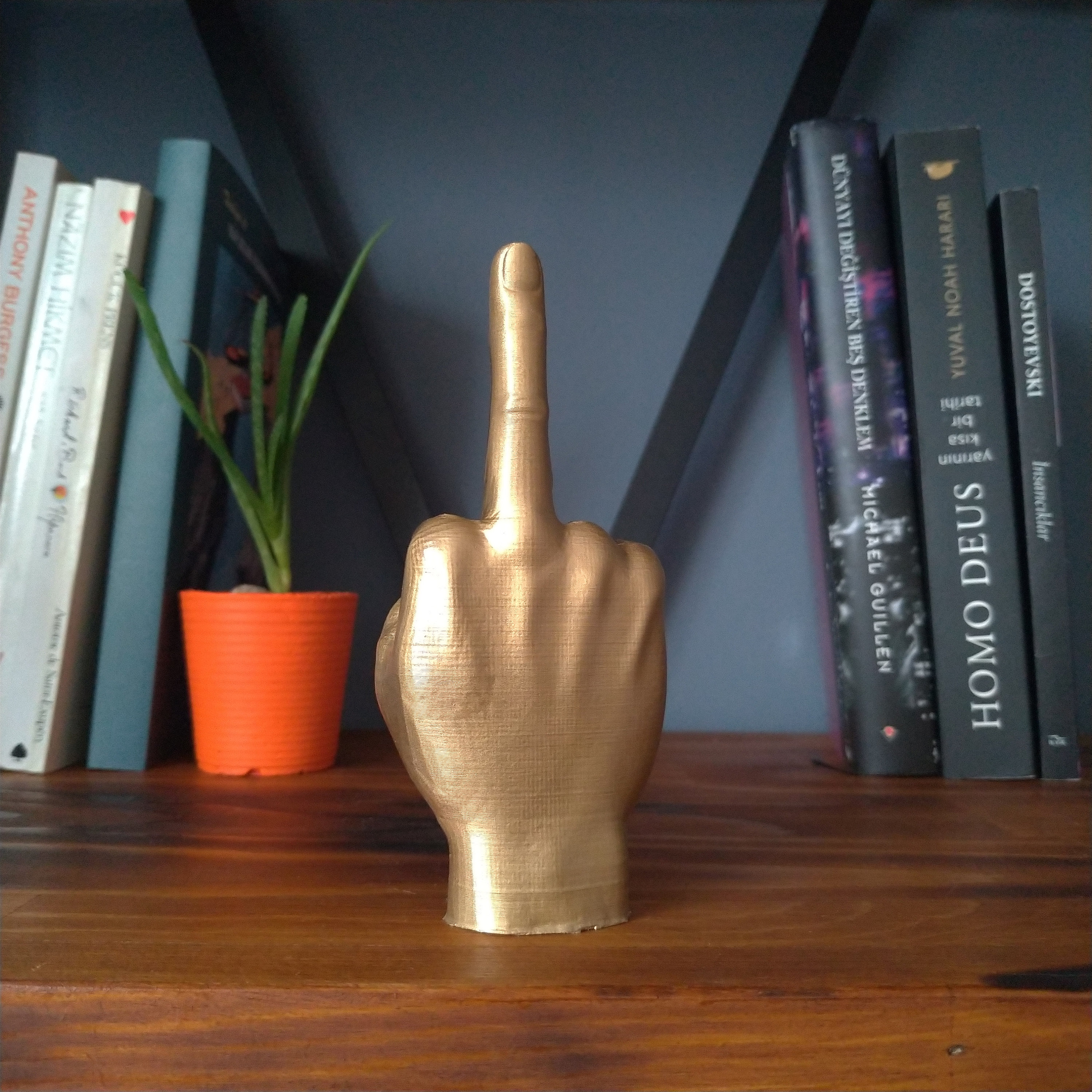 Middle Finger Statue | Gold Hand Sculpture | Fuck You off Sign