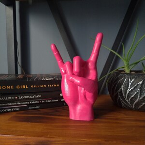 Metal Hand Sculpture | Rock Sign Statue | Rock'n'roll Hand Statue ...