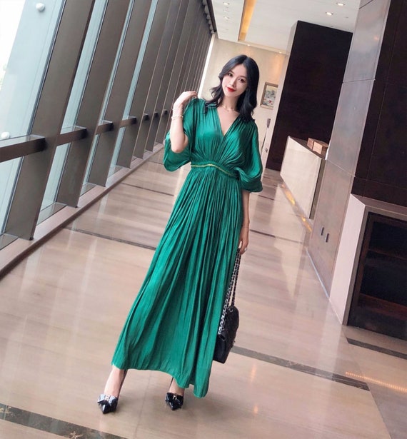 Women Vintage V Neck Mid Sleeve Pleated 