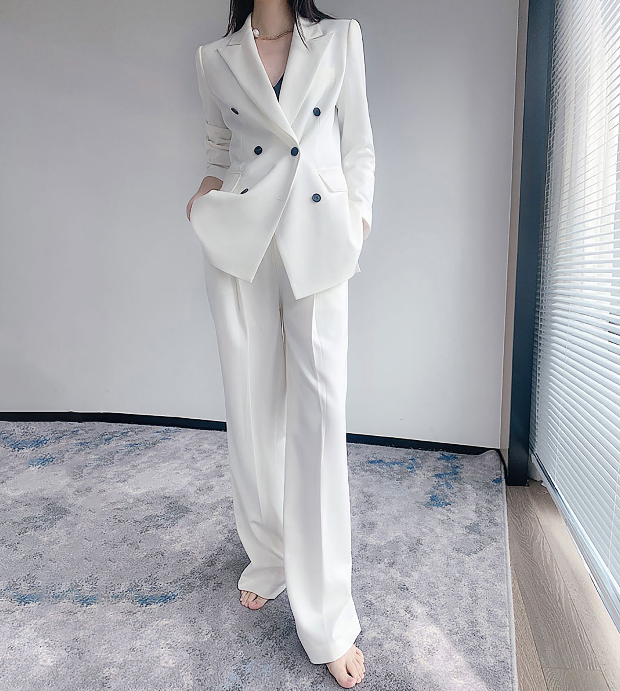 Pantsuitblazer and Wide-leg Pants 